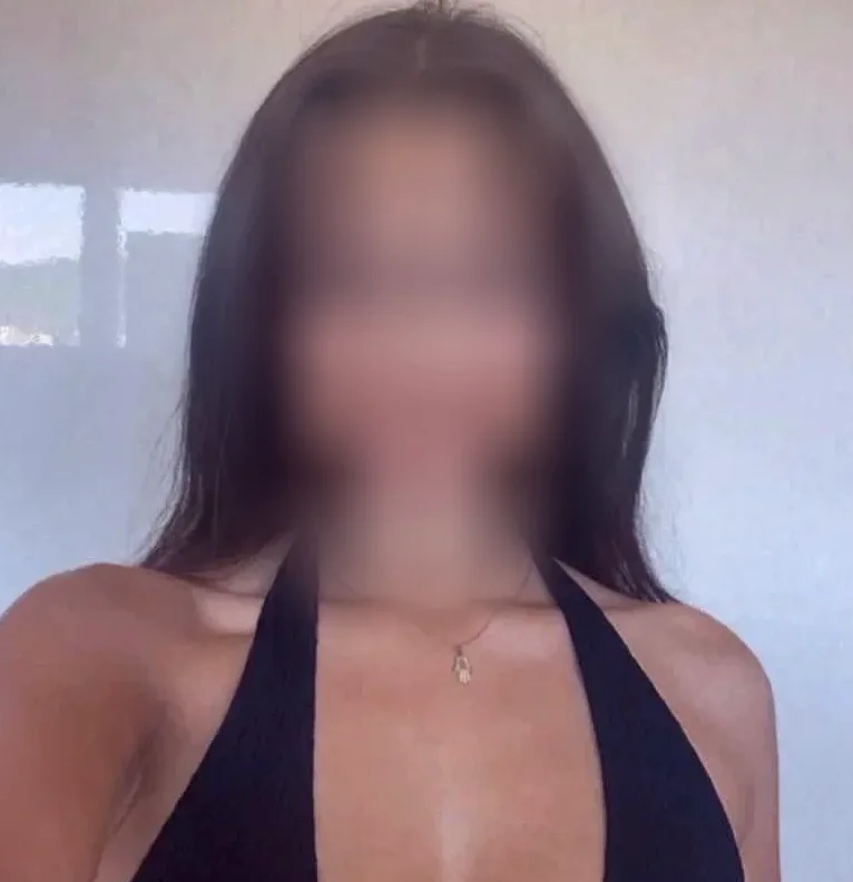Alicia, 23 años