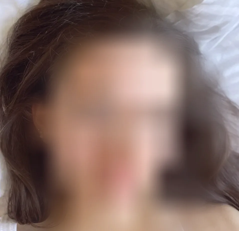 Aroa, 24 años
