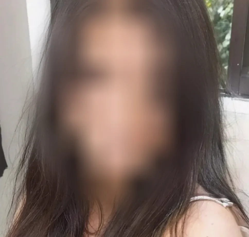 Chloe, 21 años