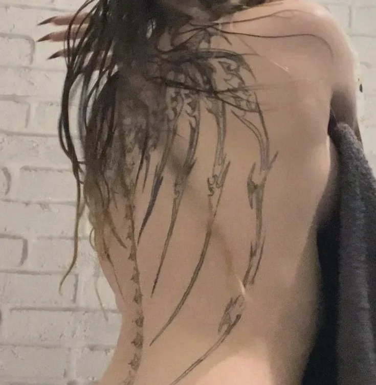 Lucero, 21 años