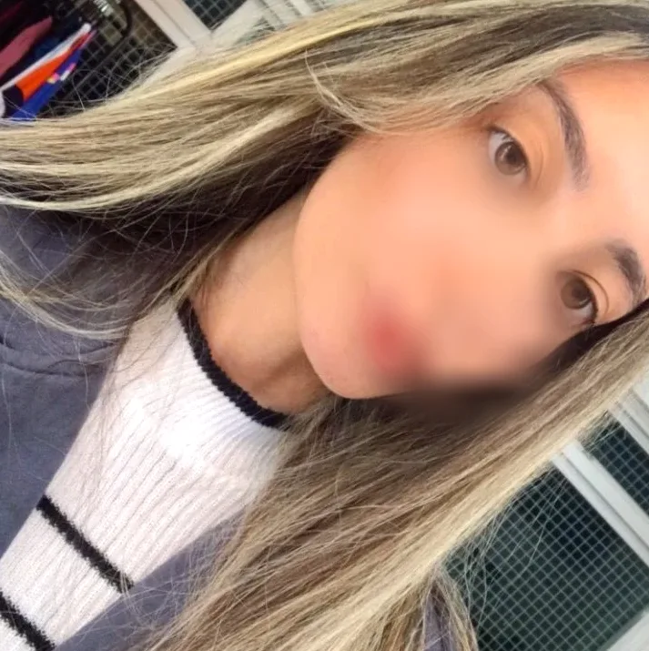 Ruth, 20 años